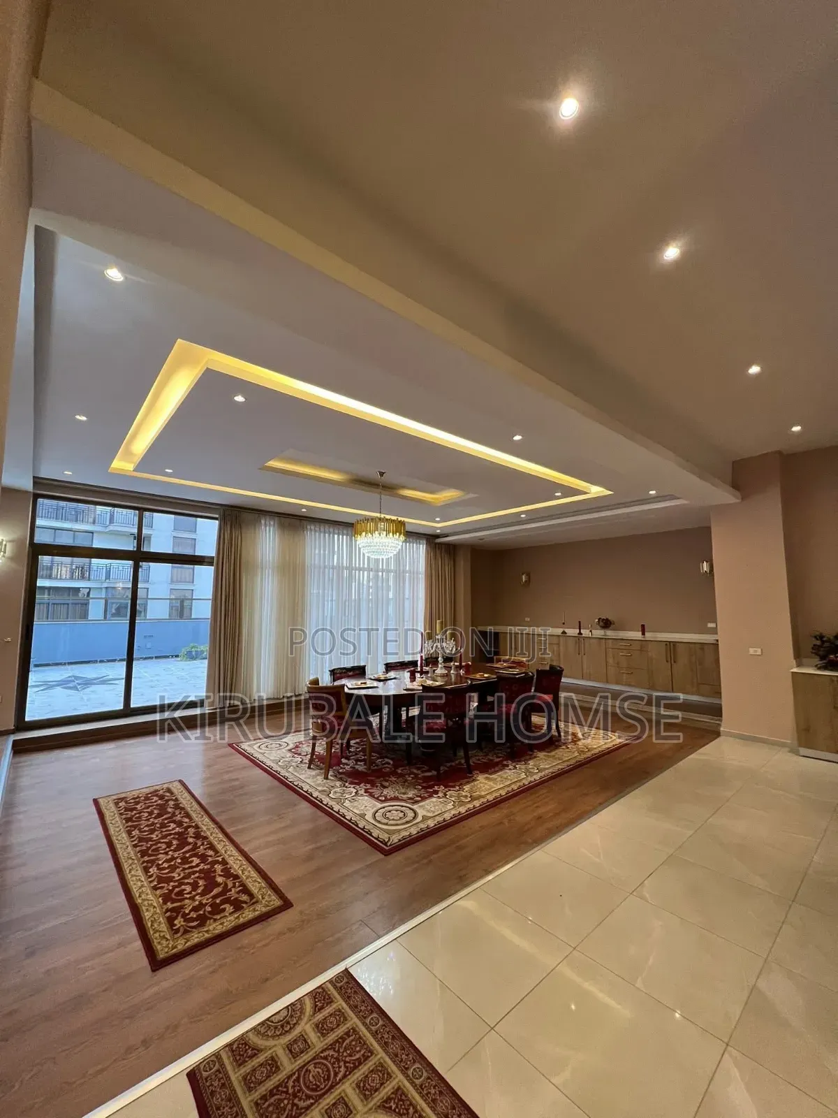 8bdrm Villa in Hyat Zone Vip, Bole for sale