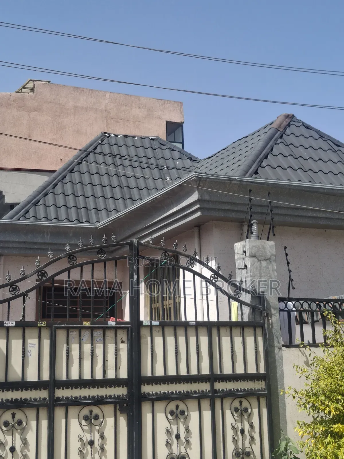 Furnished 4bdrm Villa in ቪላ +ሰርቪስ, Yeka for sale