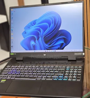 New Laptop Acer Predator Helios 300 16GB Intel Core i9 SSD 1T