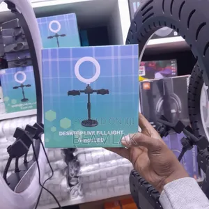 : 6” Desktop Live ( Fill Light )