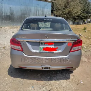 Maruti Suzuki Dzire 2022 Silver