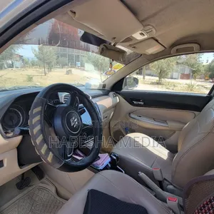 Maruti Suzuki Dzire 2022 Silver