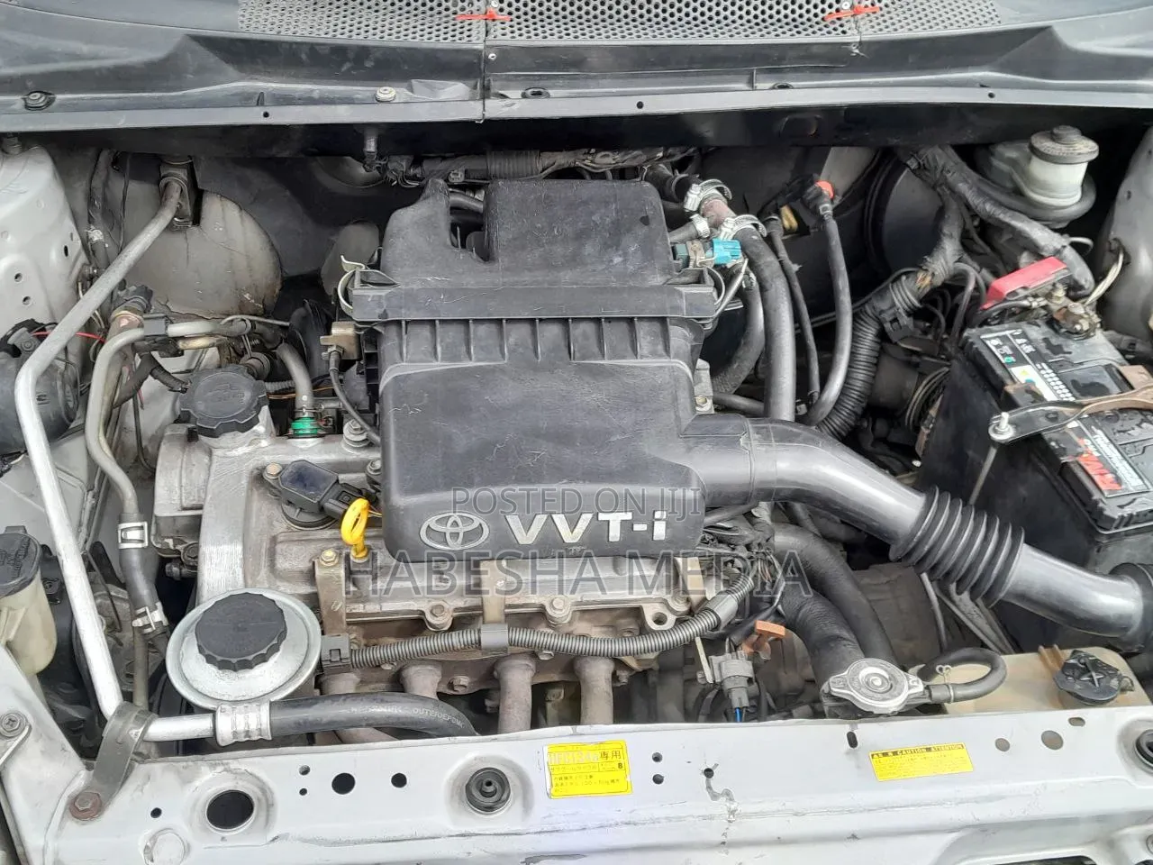 Toyota Vitz 2001 Silver