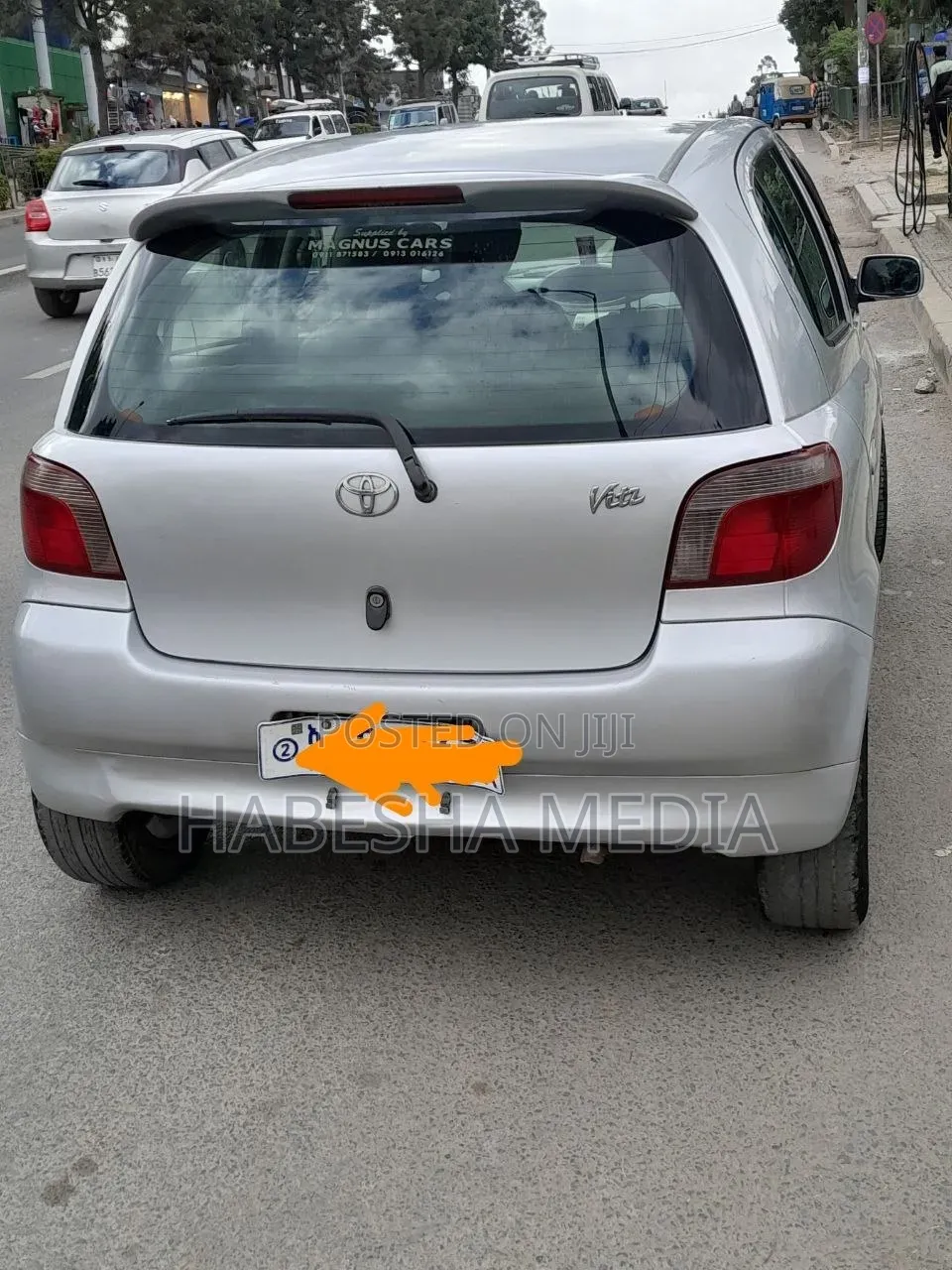 Toyota Vitz 2001 Silver