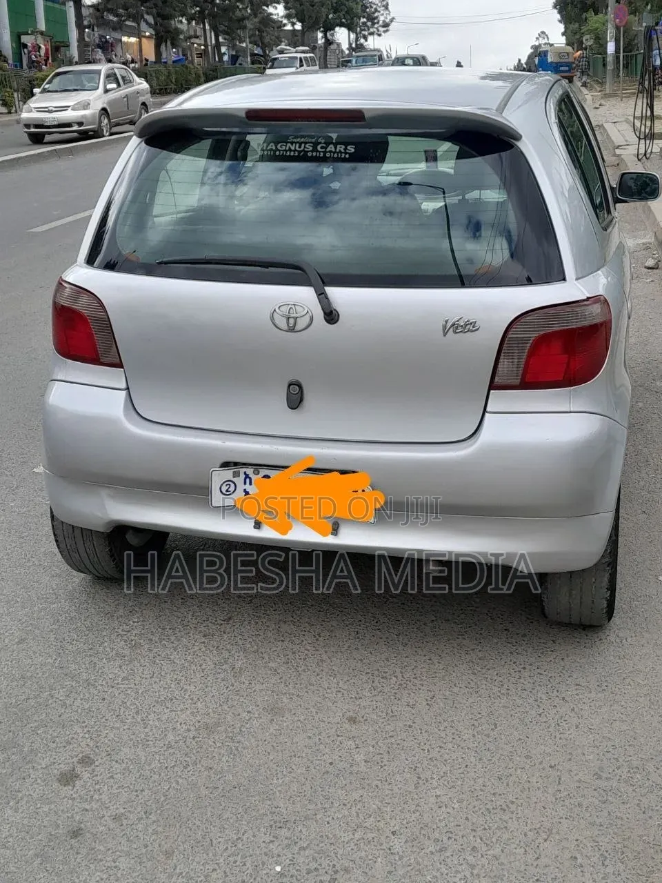 Toyota Vitz 2001 Silver
