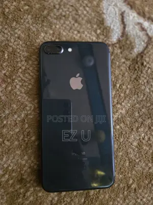 Apple iPhone 8 Plus 64 GB Black