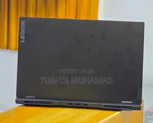 New Laptop Lenovo Legion 7 16GB AMD Ryzen 7 SSD 512GB