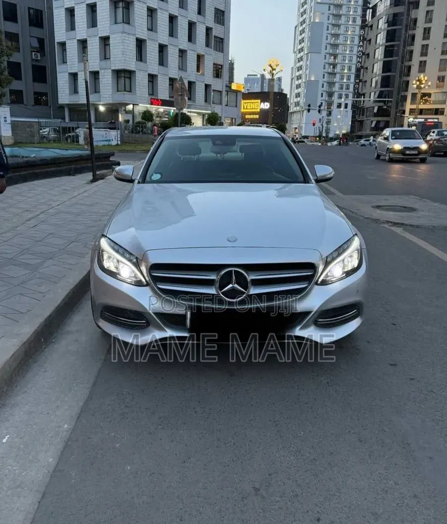 Mercedes-Benz C200 2016 Silver