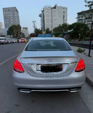 Mercedes-Benz C200 2016 Silver
