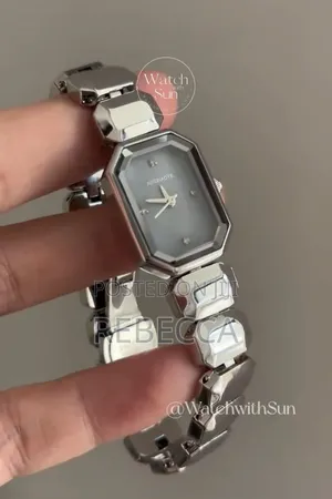 Elegant Watch for Females