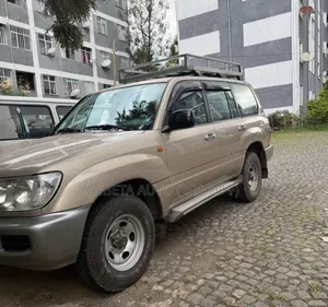 Toyota Land Cruiser 2007 Gold