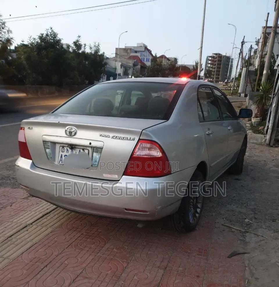 Toyota Corolla 2005 Silver