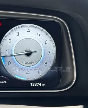 Hyundai Creta 2023 Silver