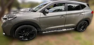 Hyundai Tucson 2020 Green