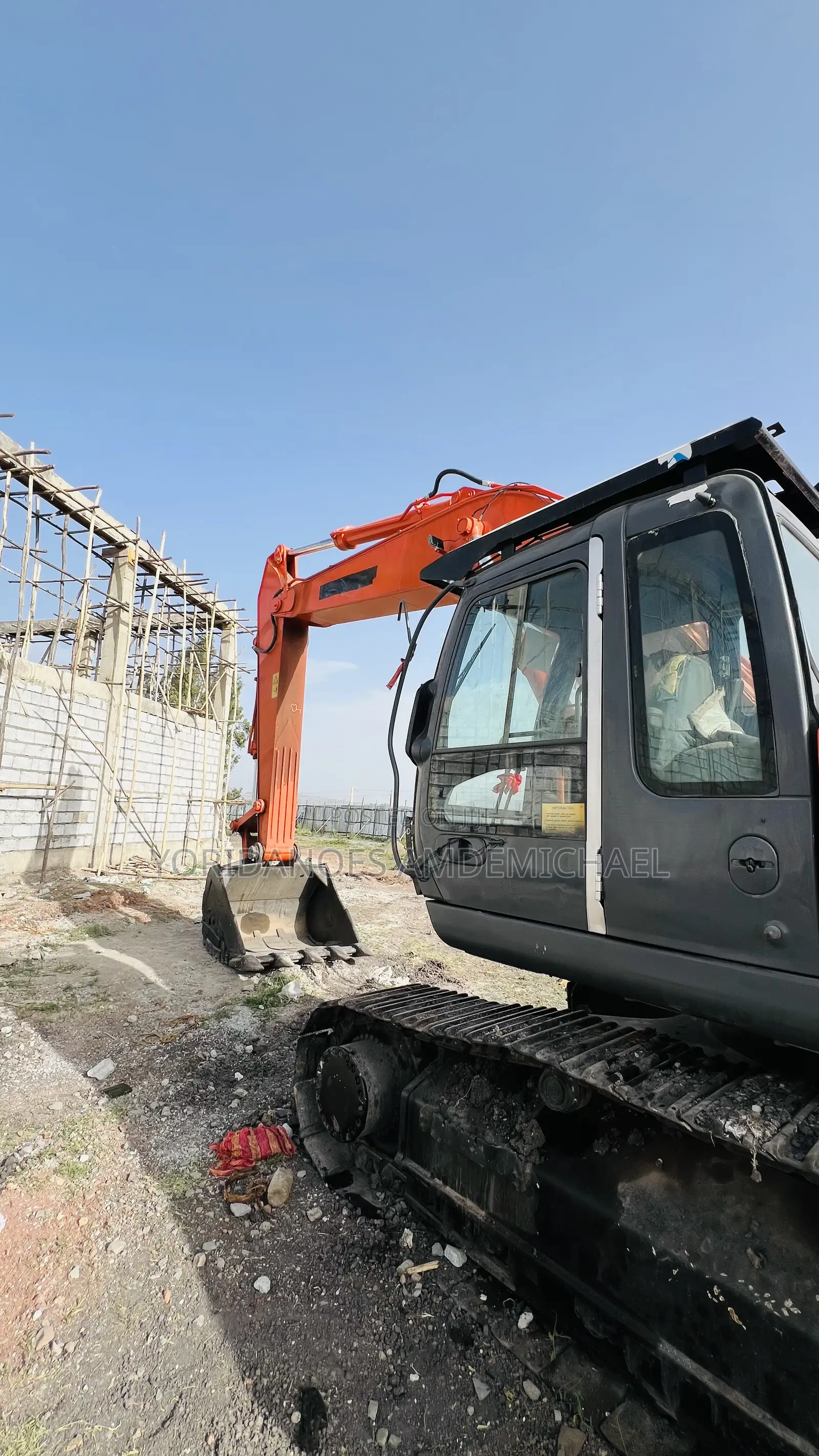 Hitachi Excavator 350