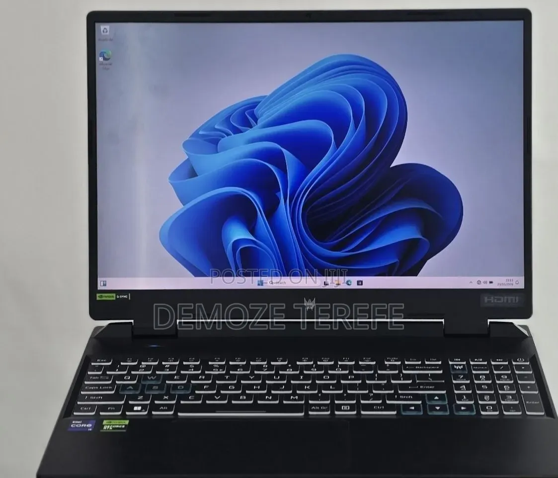New Laptop Acer Predator Helios 300 16GB Intel Core i9 SSD 1T