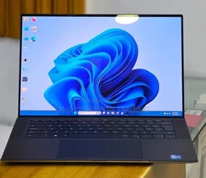 New Laptop Dell Inspiron 15 16GB Intel Core i7 SSD 512GB