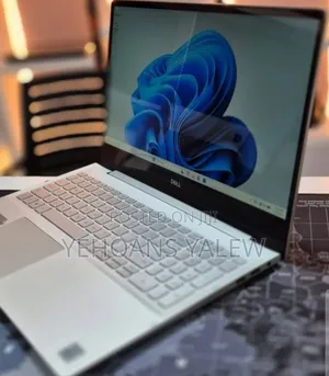 New Laptop Dell Inspiron 15 8GB Intel Core i5 SSD 256GB