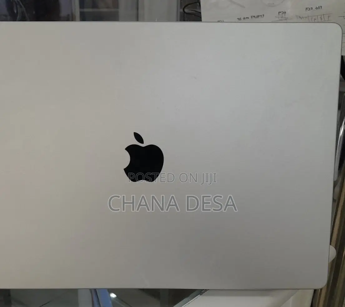New Laptop Apple MacBook Pro M1 32GB Apple M1 Pro SSD 512GB