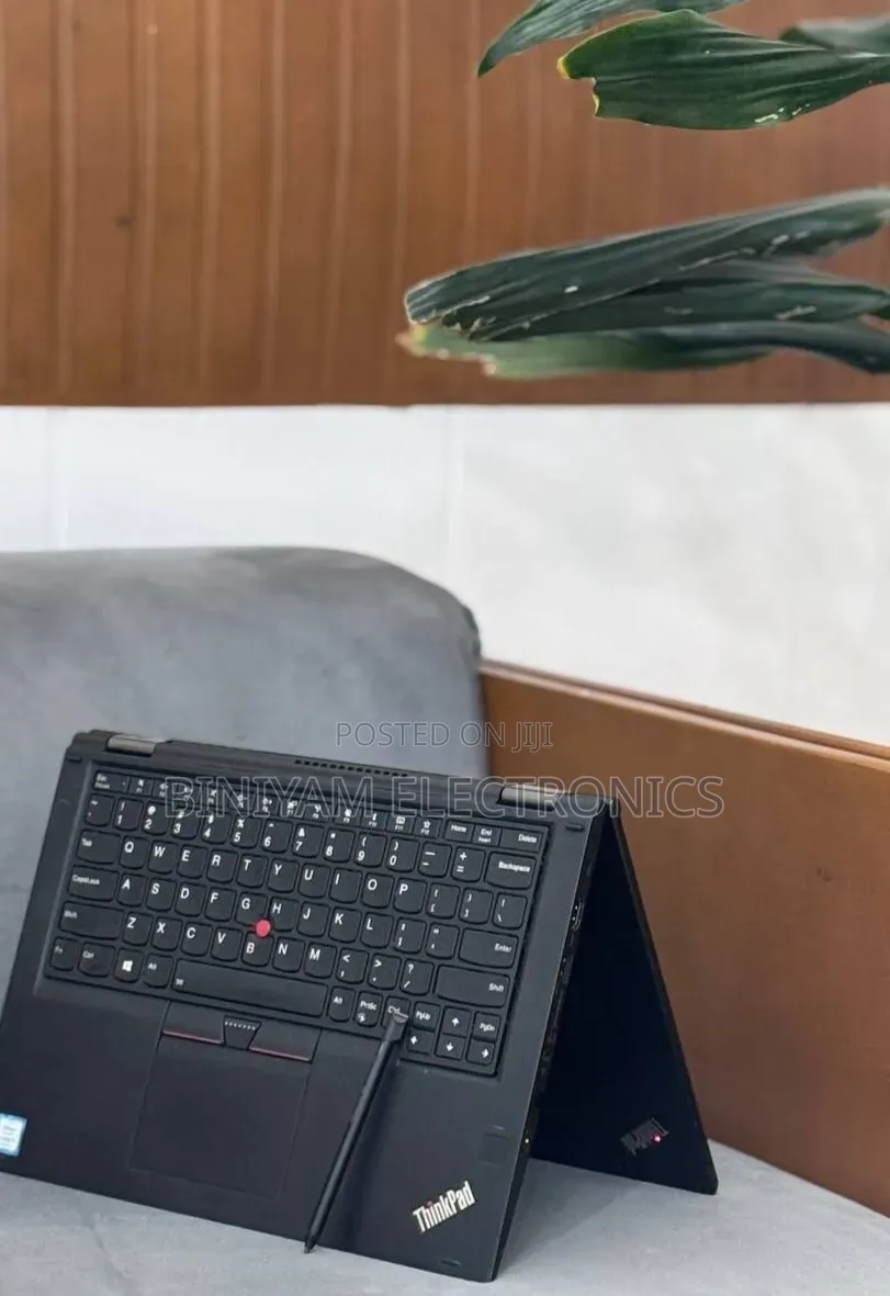 New Laptop Lenovo ThinkPad Yoga 370 16GB Intel Core i5 SSD 512GB