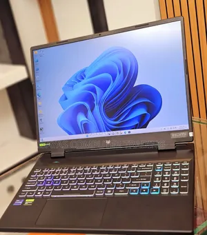 New Laptop Acer Predator Helios 300 16GB Intel Core i9 SSD 1T