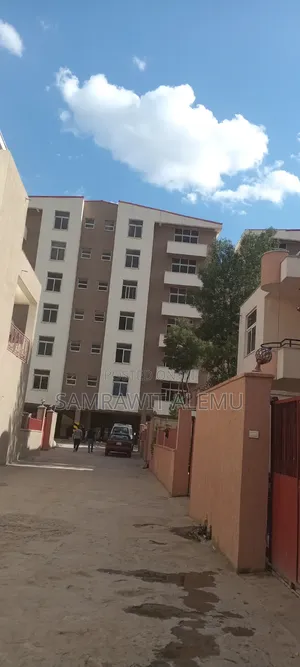 3bdrm Apartment in የአምደሁን ሪልስቴት, Nifas Silk-Lafto for sale