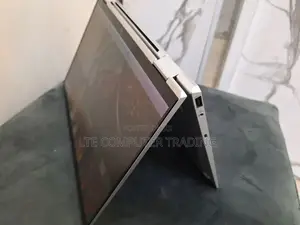New Laptop HP EliteBook x360 1040 G7 16GB Intel Core i7 SSD 512GB