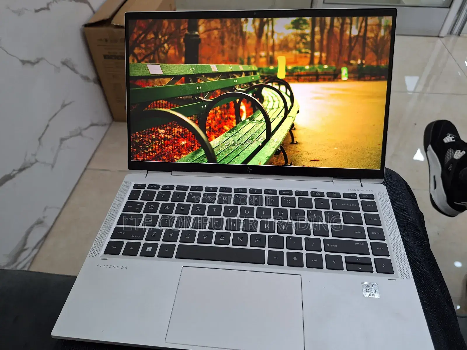 New Laptop HP EliteBook x360 1040 G7 16GB Intel Core i7 SSD 512GB