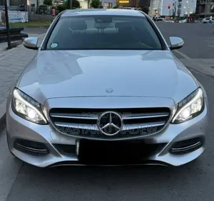 Mercedes-Benz C180 2014 Silver