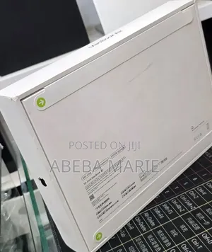 New Laptop Apple MacBook Air 2026 M5 13-inch 16GB Apple M5 SSD 512GB