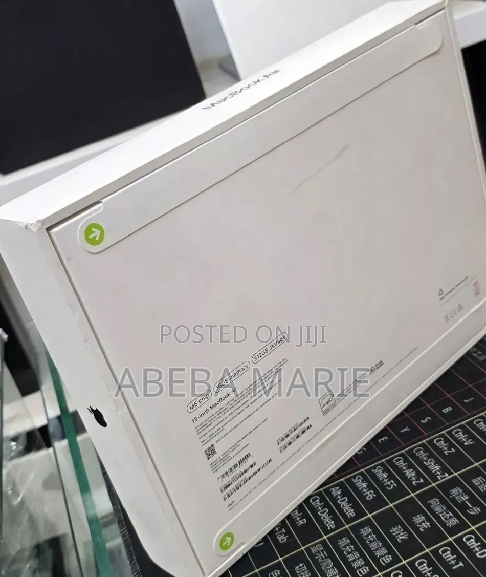 New Laptop Apple MacBook Air 2026 M5 13-inch 16GB Apple M5 SSD 512GB