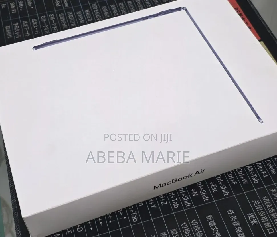 New Laptop Apple MacBook Air 2026 M5 13-inch 16GB Apple M5 SSD 512GB