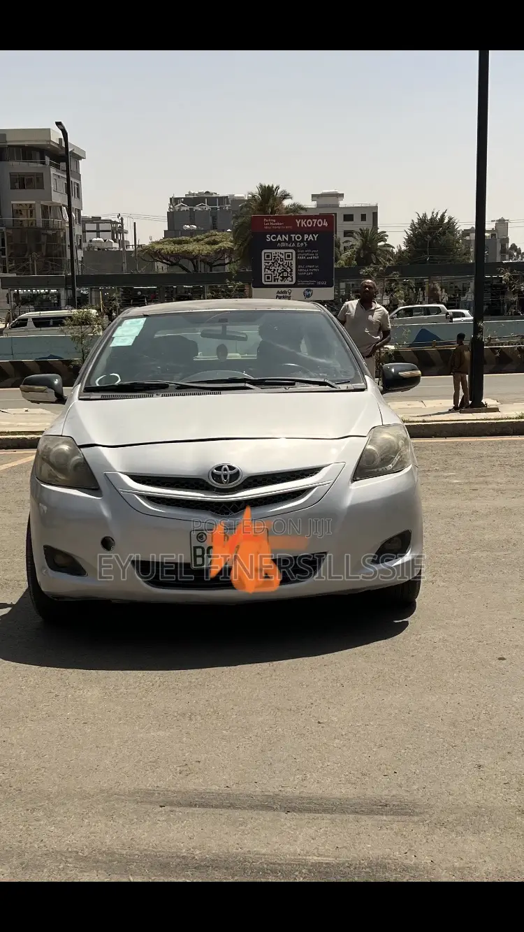 Toyota Yaris 2007 Gray