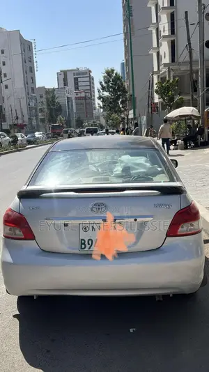 Toyota Yaris 2007 Gray