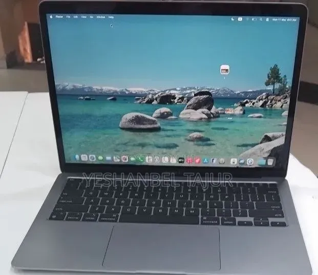 New Laptop Apple MacBook Air 2020 M1 8GB Apple M1 SSD 256GB