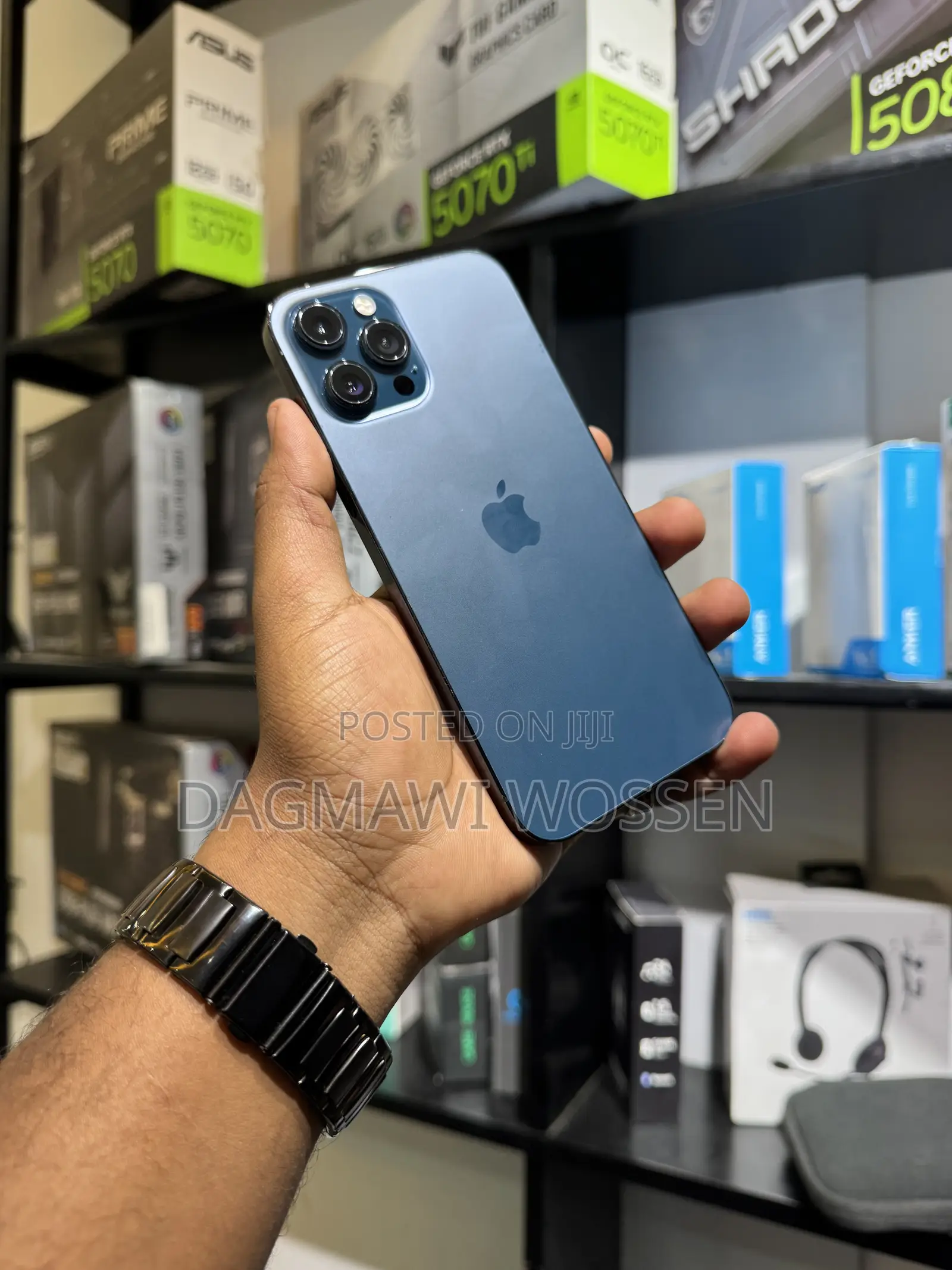 New Apple iPhone 12 Pro Max 256 GB Blue