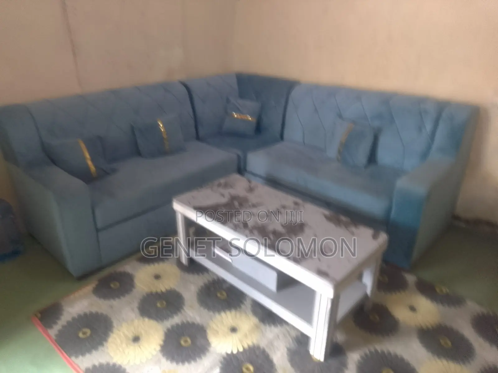 Sofa Used and Wer Bcha