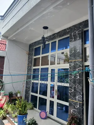 3bdrm Condo in ኮንደሚኒየም, East Shewa for sale