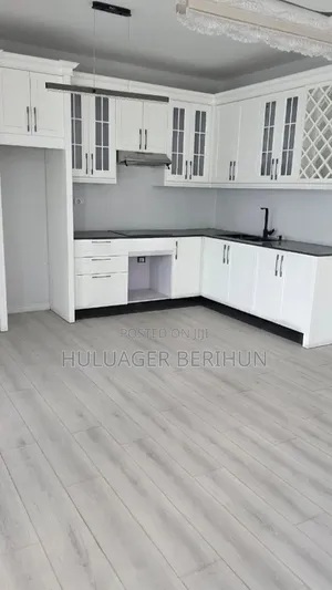 6bdrm Villa in Bole for sale