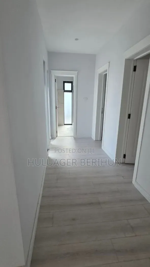 6bdrm Villa in Bole for sale