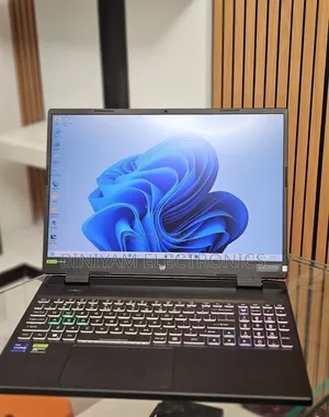 New Laptop Acer Predator Helios Neo 16 16GB Intel Core i9 SSD 1T