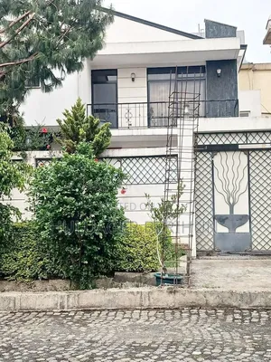 7bdrm Villa in Bole for sale