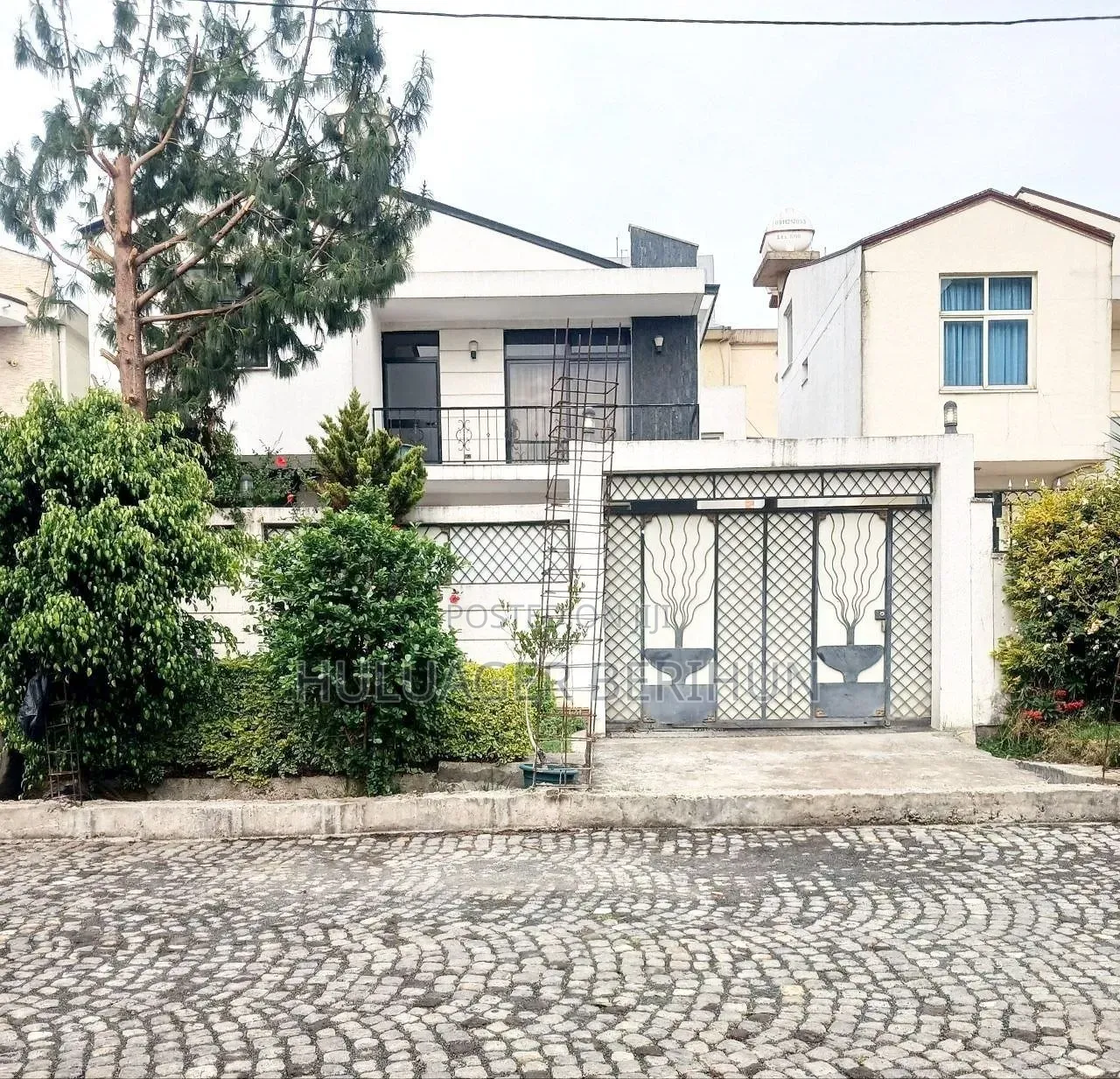 7bdrm Villa in Bole for sale