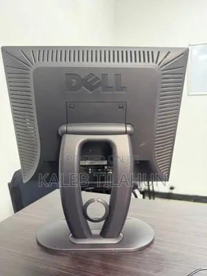 Dell 17 Inch LCD Monitor With Vga Cable – Good Condition