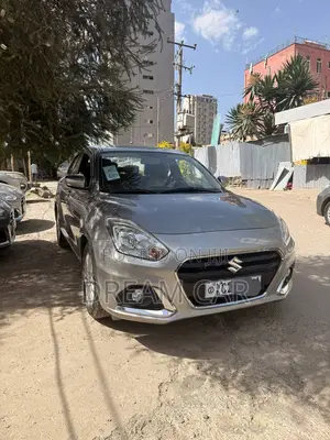 Suzuki Dzire 2022 Silver