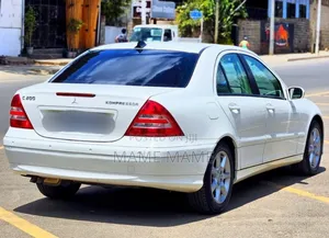 Mercedes-Benz C200 2006 White
