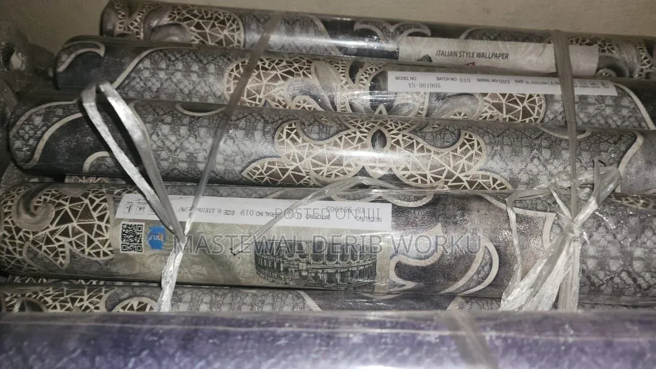 Wallpaper With Many Design