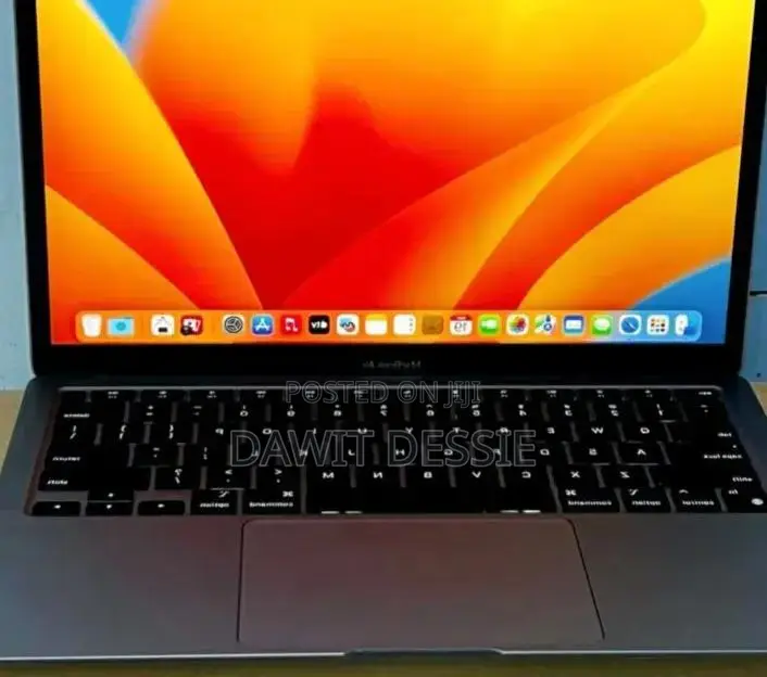 New Laptop Apple MacBook Air 2020 M1 16GB Apple M1 SSD 512GB