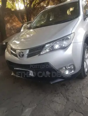 Toyota RAV4 2013 Silver