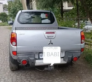 Mitsubishi L200 2008 Silver